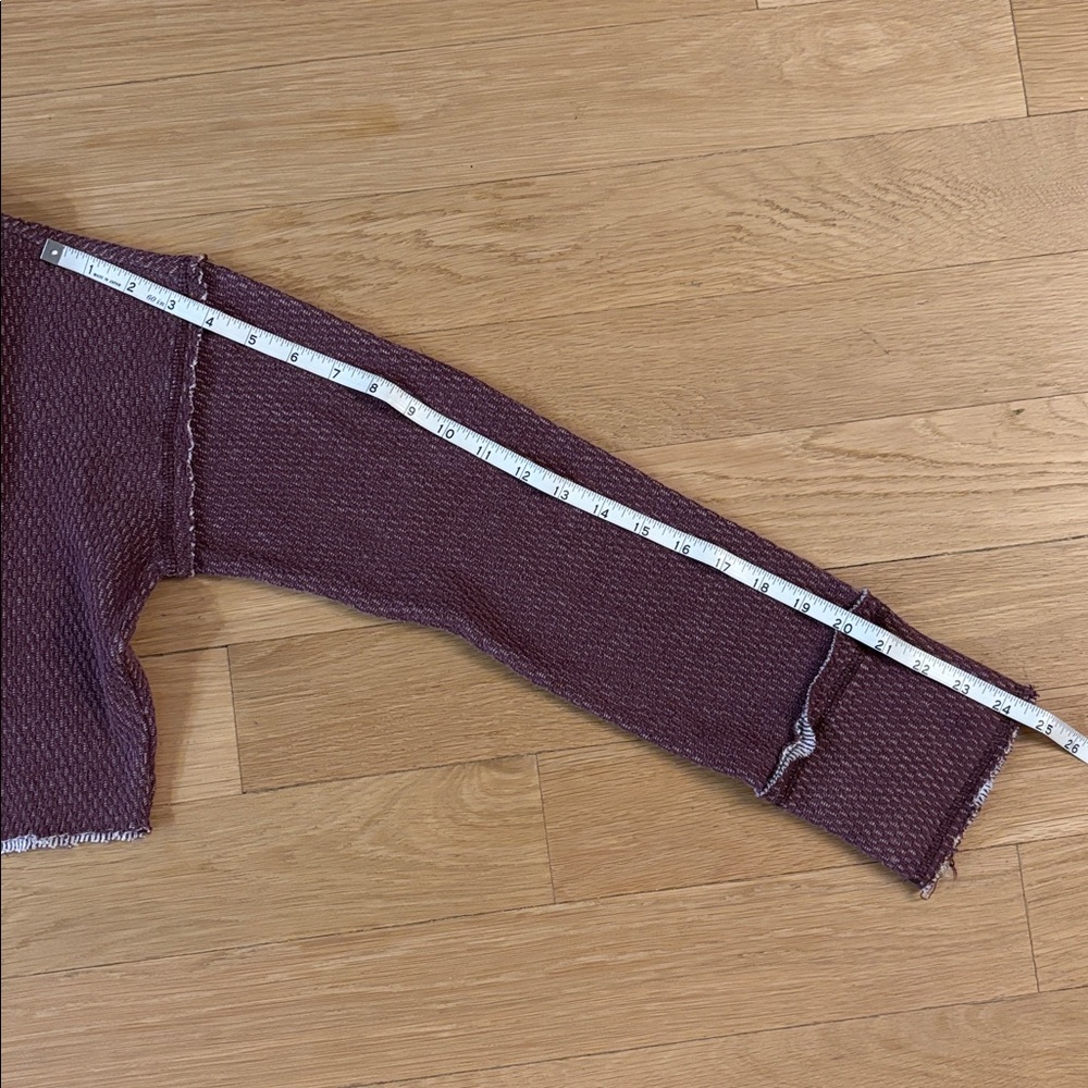 Out From Under Camino Long Sleeve Turtleneck Cropped Sweater Top Medium Burgundy - Picture 16 of 16